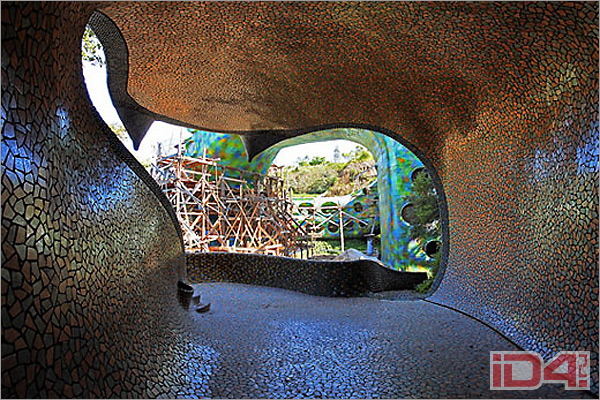 Кондоминимум «Гнездо Кецалькоатля». Архитектор Хавьера Сеносиана (Javier Senosiain Aguilar) Кондоминимум «Гнездо Кецалькоатля». Архитектор Хавьера Сеносиана (Javier Senosiain Aguilar)