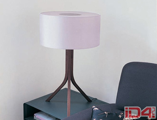 Настольная лампа американского дизайнера Ричарда Шеда (Richard Shed)