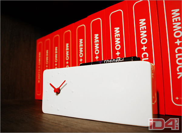 Часы Memo clock производства южнокорейской компании Thehaki Часы Memo clock производства южнокорейской компании Thehaki