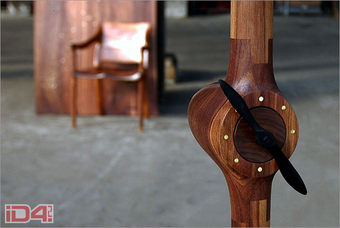 Напольный светильник «Propeller» американского краснодеревщика Пало Самко (Palo Samko)