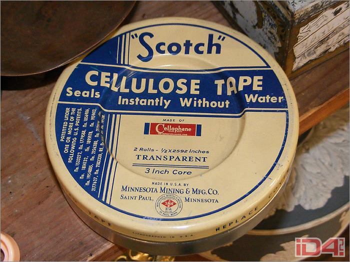 Клейкая лента с вырезом для облегчения поиска «хвостика» дизайнера Джихуана Танга (Zhichuan Tang) Клейкая лента с вырезом для облегчения поиска «хвостика» дизайнера Джихуана Танга (Zhichuan Tang)